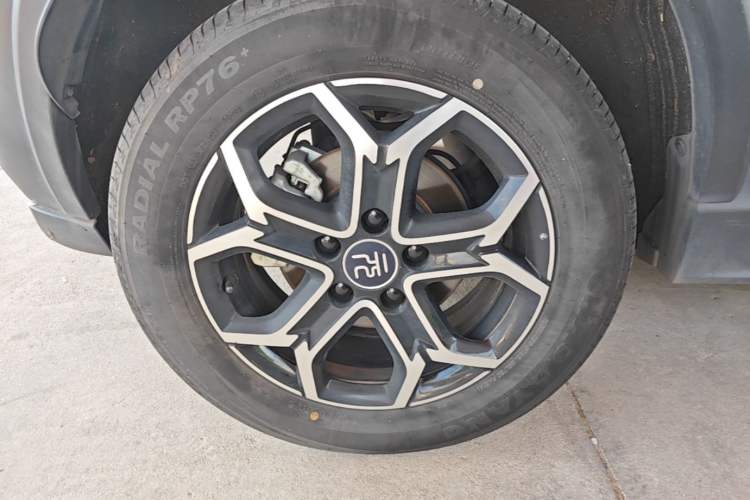 Used BYD Yuan Pro 2021 401 km Deluxe Version Right Rear Wheel Hub