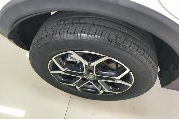 Used BYD Yuan Pro 2021 401 km Luxury Version Right Rear Wheel Hub