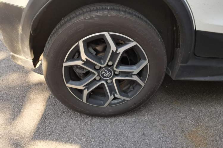 Used BYD Yuan Pro 2021 401 km Luxury Version Right Rear Wheel Hub