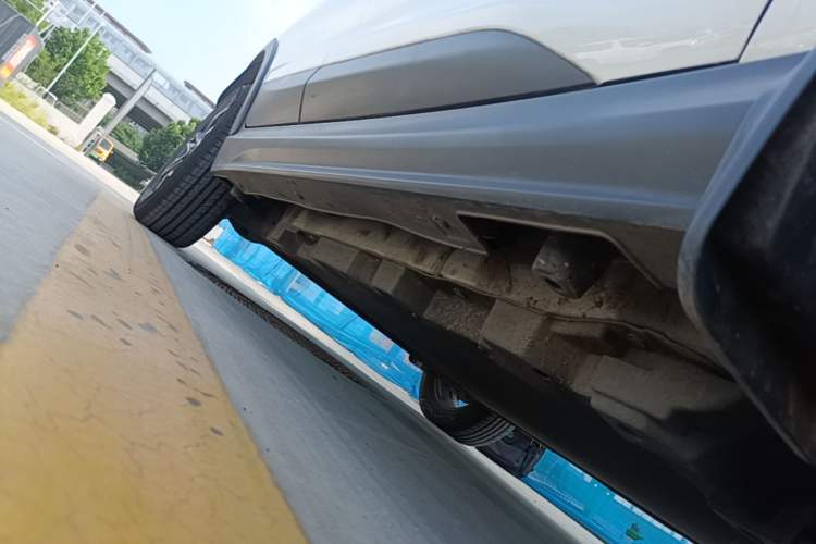 Used BYD Yuan Pro 2021 401 km Deluxe Version Right Side Sill