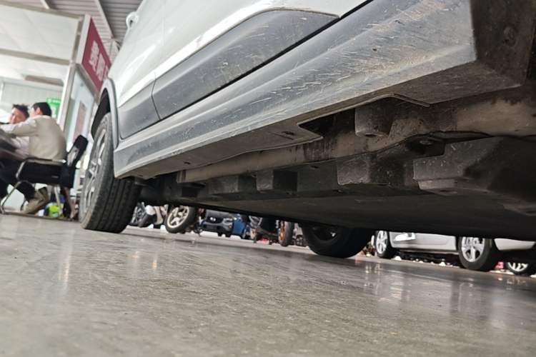 Used BYD Yuan Pro 2021 401 km Luxury Version Right Side Sill