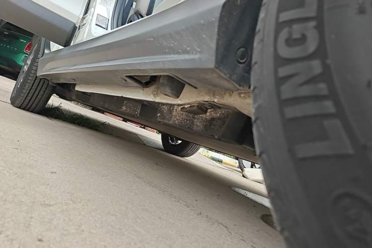 Used BYD Yuan Pro 2021 401 km Luxury Version Right Side Sill