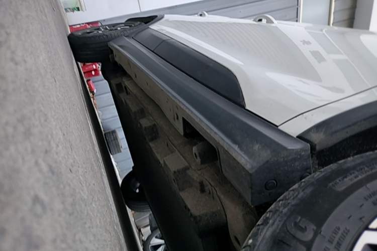 Used BYD Yuan Pro 2021 401 km Deluxe Version Right Side Sill