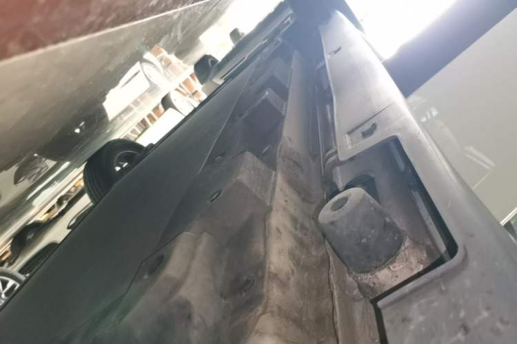 Used BYD Yuan Pro 2021 401 km Deluxe Version Right Side Sill