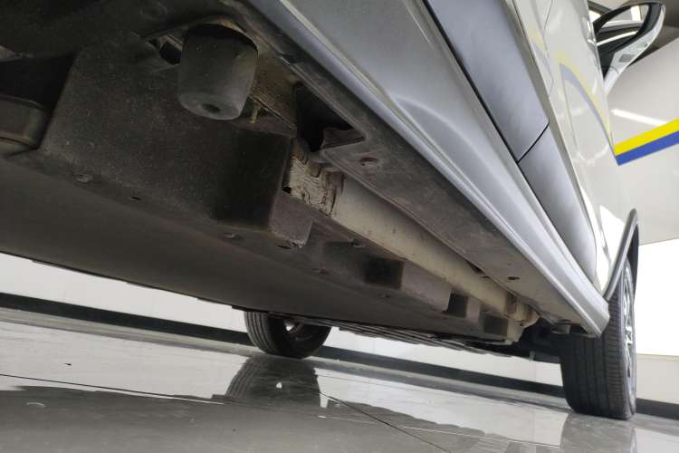 Used BYD Yuan Pro 2021 401 km Deluxe Version Right Side Sill