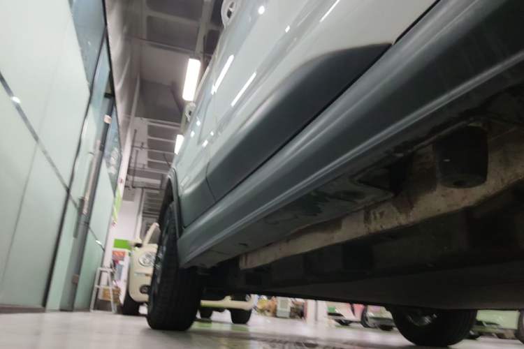 Used BYD Yuan Pro 2021 401 km Deluxe Version Right Side Sill