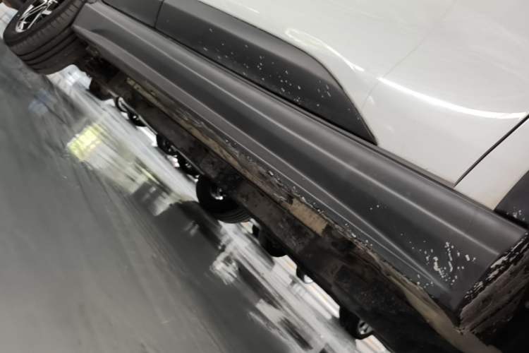 Used BYD Yuan Pro 2021 401 km Deluxe Version Right Side Sill