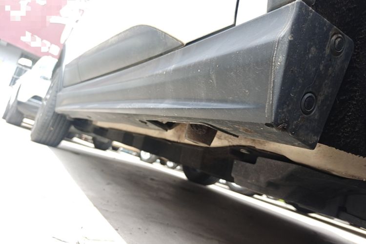 Used BYD Yuan Pro 2021 401 km Deluxe Version Right Side Sill