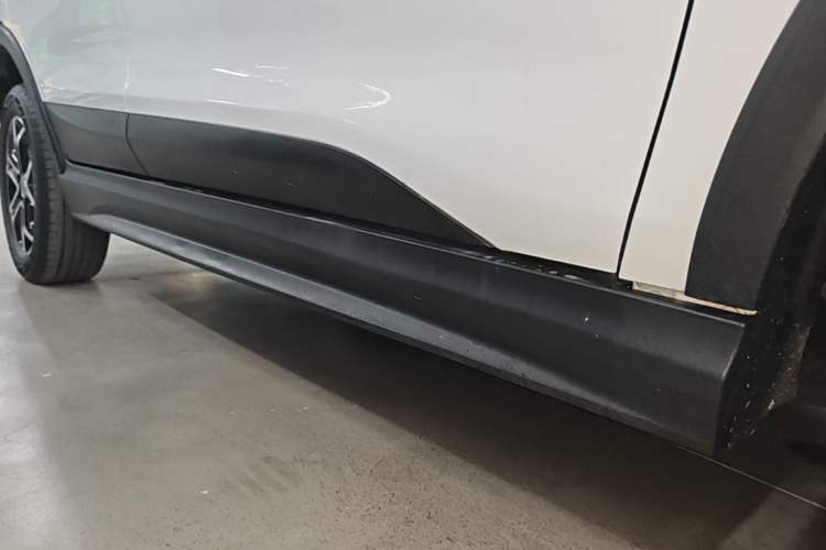 Used BYD Yuan Pro 2021 401 km Deluxe Version Right Side Sill