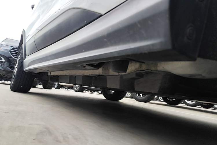 Used BYD Yuan Pro 2021 401 km Deluxe Version Right Side Sill