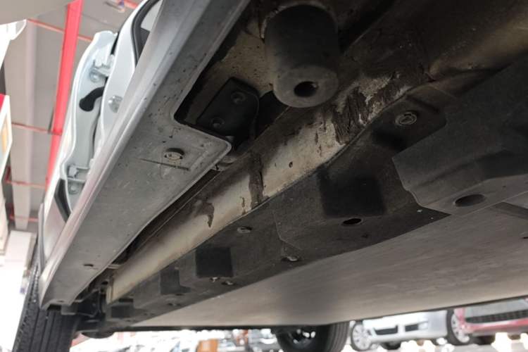 Used BYD Yuan Pro 2021 401 km Luxury Version Right Side Sill