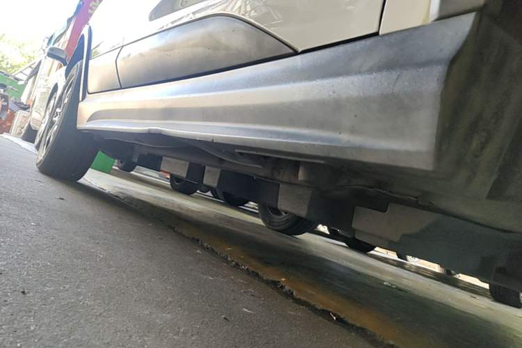 Used BYD Yuan Pro 2021 401 km Deluxe Version Right Side Sill