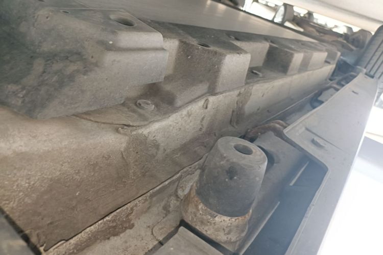 Used BYD Yuan Pro 2021 "Love for a Lifetime" Edition Right Side Sill