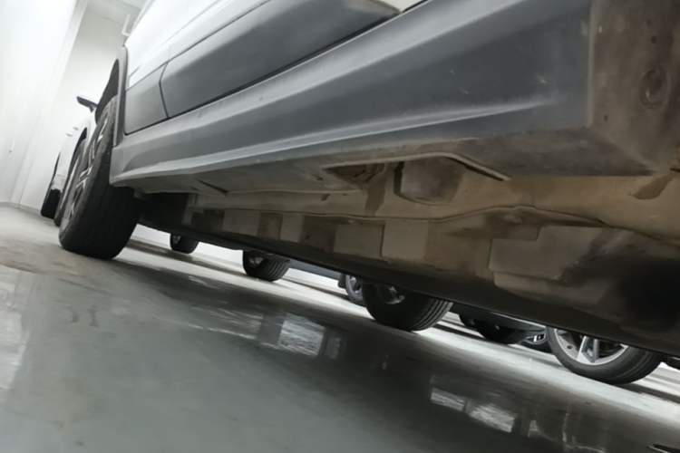 Used BYD Yuan Pro 2021 "Love for a Lifetime" Edition Right Side Sill
