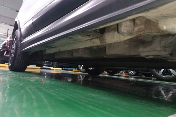 Used BYD Yuan Pro 2021 401 km Luxury Version Right Side Sill