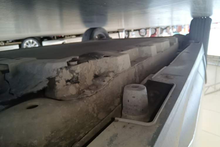 Used BYD Yuan Pro 2021 401 km Luxury Version Right Side Sill