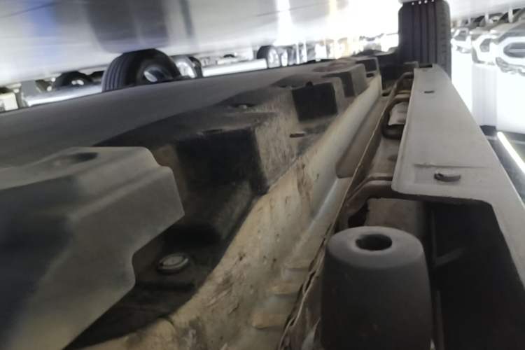 Used BYD Yuan Pro 2021 401 km Deluxe Version Right Side Sill