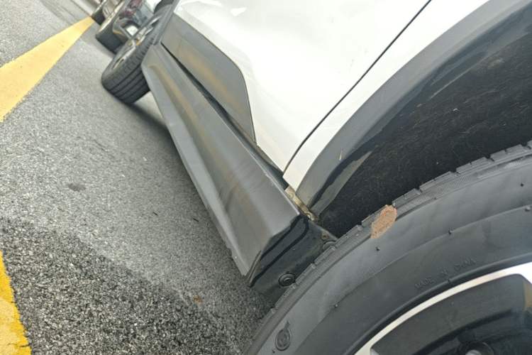 Used BYD Yuan Pro 2021 401 km Deluxe Version Right Side Sill