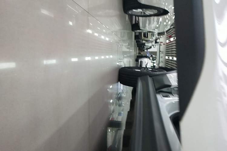 Used BYD Yuan Pro 2021 401 km Luxury Version Right Side Sill