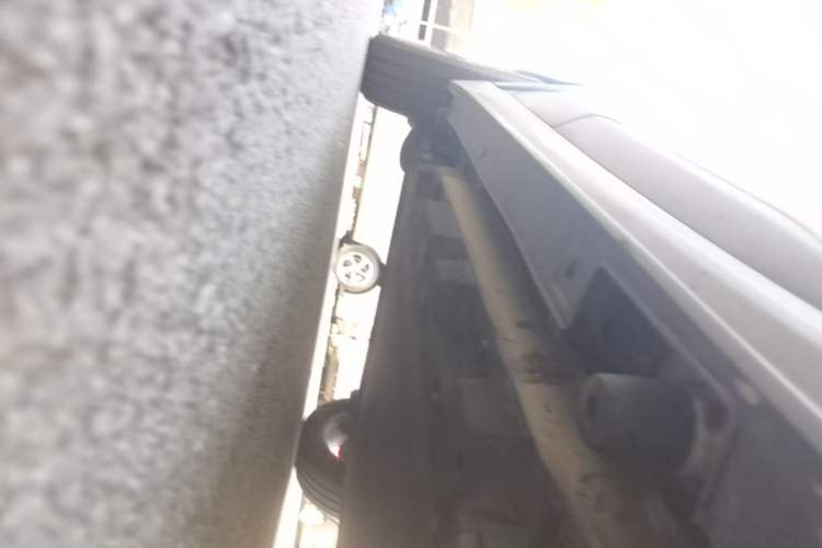Used BYD Yuan Pro 2021 401 km Luxury Version Right Side Sill
