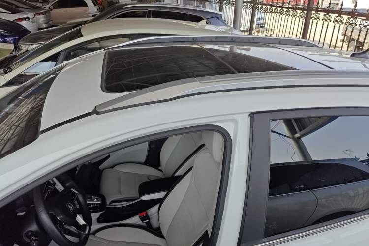 Used BYD Yuan Pro 2021 401 km Deluxe Version Roof