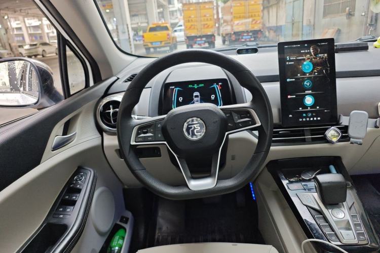 Used BYD Yuan Pro 2021 401 km Deluxe Version Steering Wheel