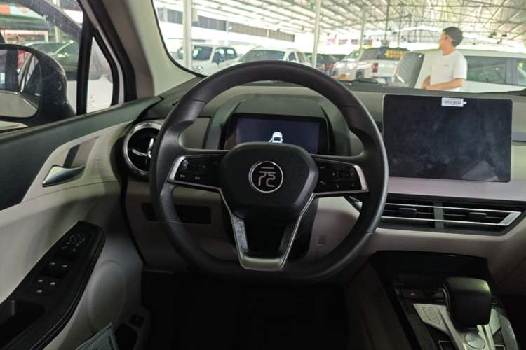 Used BYD Yuan Pro 2021 401 km Luxury Version Steering Wheel