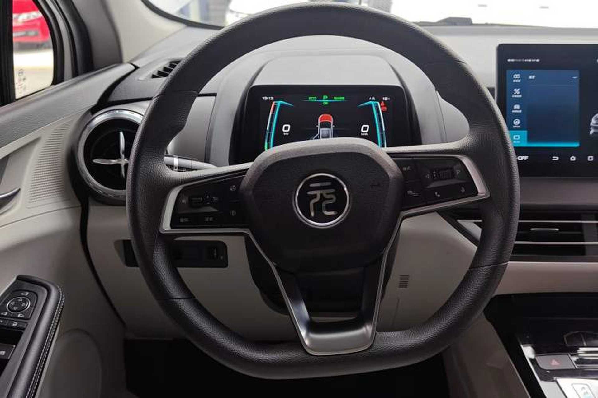 Used BYD Yuan Pro 2021 401 km Deluxe Version Steering Wheel