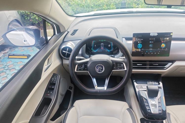 Used BYD Yuan Pro 2021 401 km Deluxe Version Steering Wheel