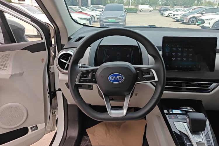 Used BYD Yuan Pro 2021 401 km Luxury Version Steering Wheel