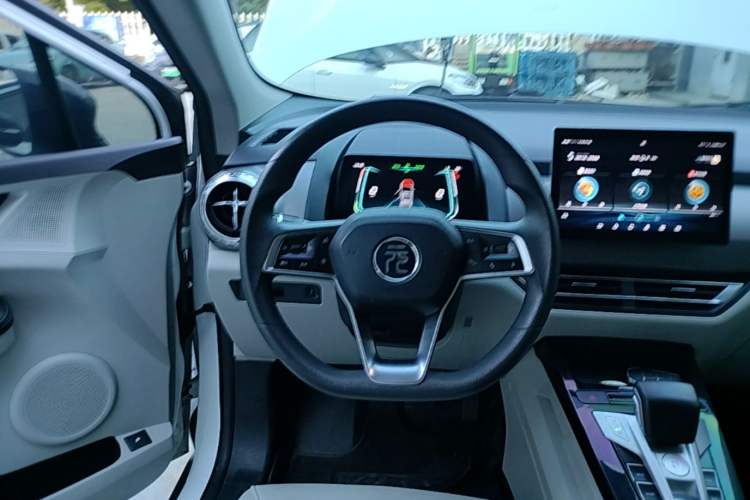 Used BYD Yuan Pro 2021 401 km Deluxe Version Steering Wheel