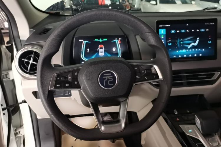 Used BYD Yuan Pro 2021 401 km Deluxe Version Steering Wheel