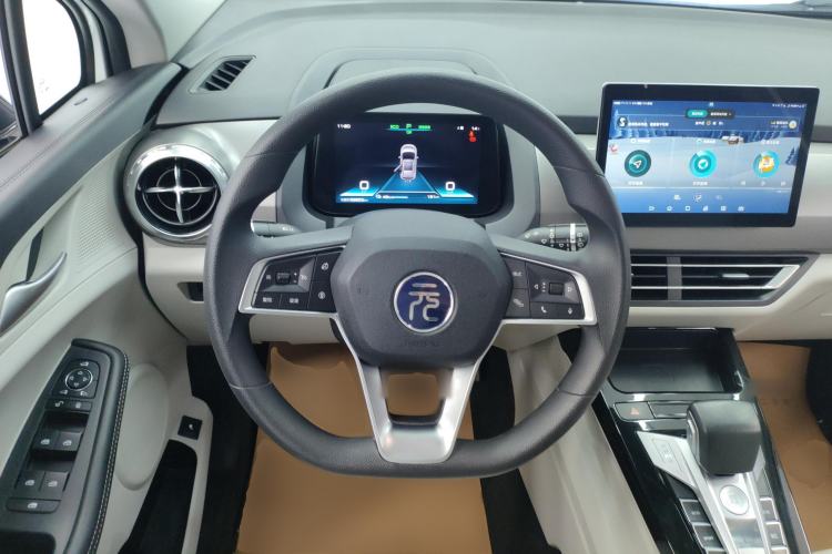 Used BYD Yuan Pro 2021 401 km Deluxe Version Steering Wheel