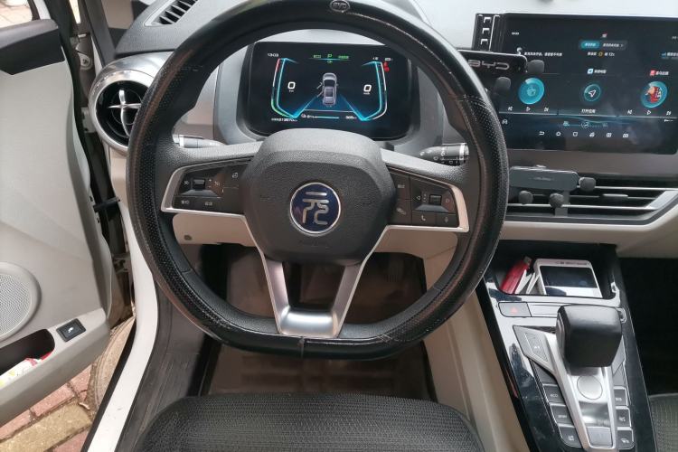 Used BYD Yuan Pro 2021 401 km Luxury Version Steering Wheel