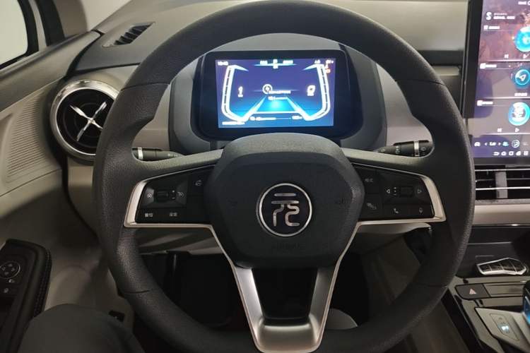 Used BYD Yuan Pro 2021 401 km Luxury Version Steering Wheel
