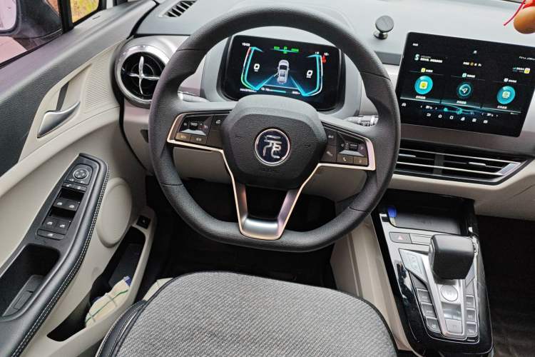 Used BYD Yuan Pro 2021 401 km Luxury Version Steering Wheel