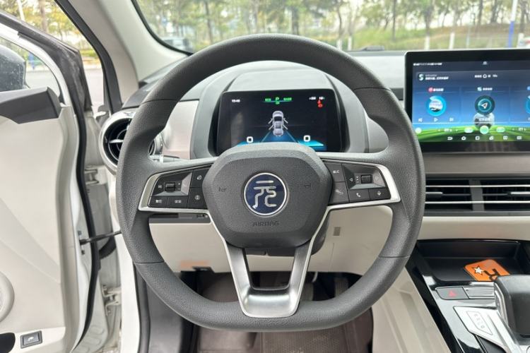 Used BYD Yuan Pro 2021 401 km Deluxe Version Steering Wheel
