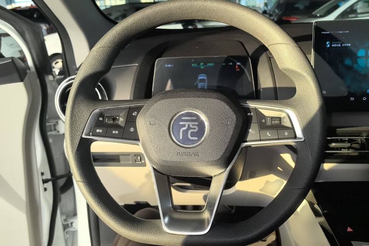 Used BYD Yuan Pro 2021 401 km Deluxe Version Steering Wheel