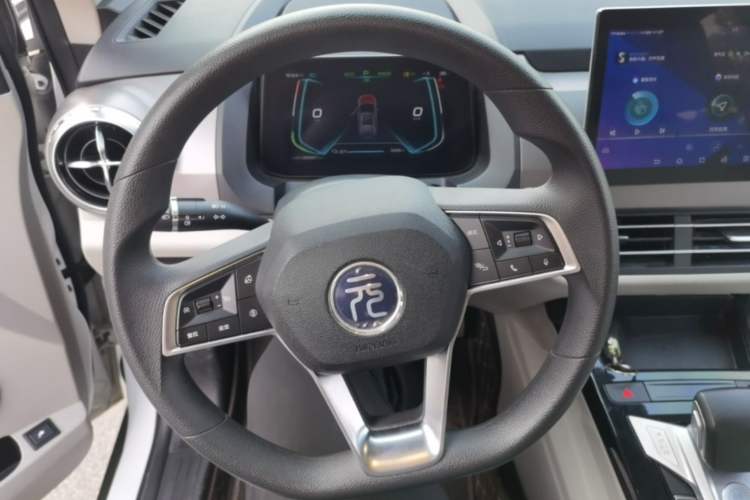 Used BYD Yuan Pro 2021 401 km Deluxe Version Steering Wheel