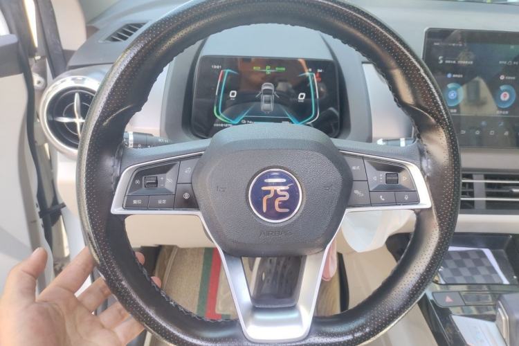 Used BYD Yuan Pro 2021 401 km Deluxe Version Steering Wheel
