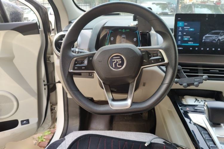 Used BYD Yuan Pro 2021 401 km Luxury Version Steering Wheel