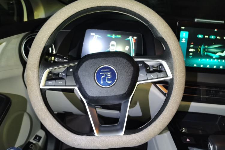 Used BYD Yuan Pro 2021 401 km Luxury Version Steering Wheel
