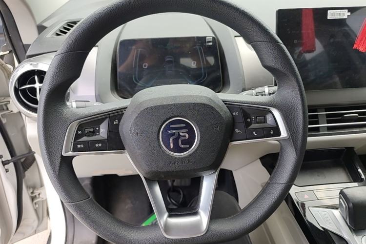 Used BYD Yuan Pro 2021 401 km Luxury Version Steering Wheel