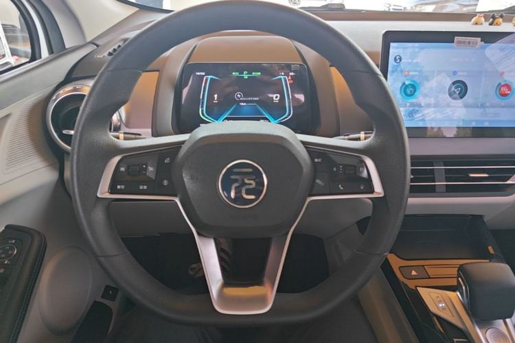 Used BYD Yuan Pro 2021 401 km Deluxe Version Steering Wheel
