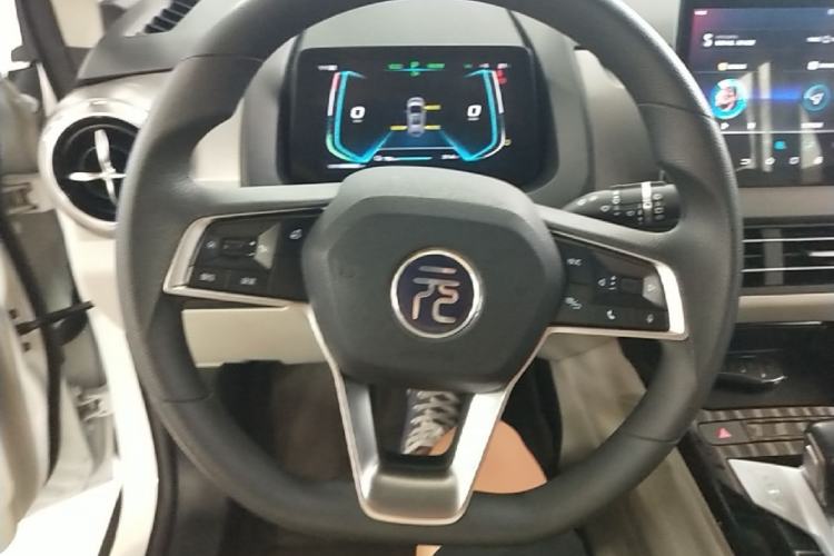 Used BYD Yuan Pro 2021 401 km Luxury Version Steering Wheel