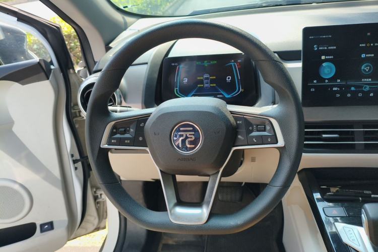 Used BYD Yuan Pro 2021 401 km Deluxe Version Steering Wheel