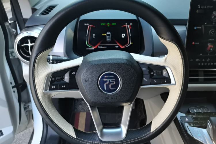 Used BYD Yuan Pro 2021 401 km Luxury Version Steering Wheel
