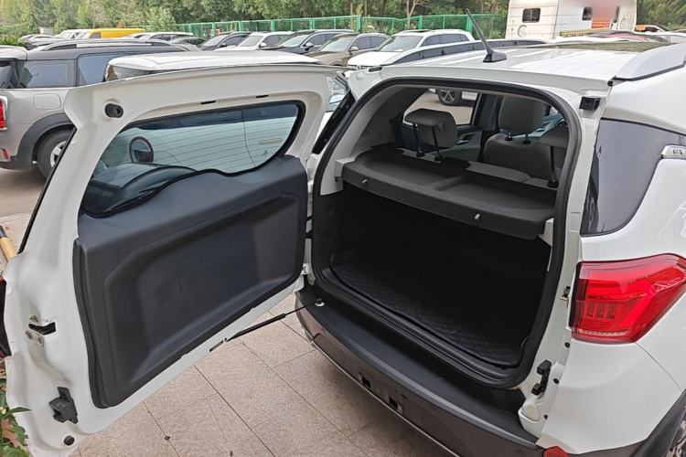 Used BYD Yuan Pro 2021 401 km Luxury Version Trunk