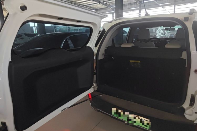Used BYD Yuan Pro 2021 401 km Luxury Version Trunk