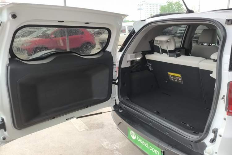 Used BYD Yuan Pro 2021 401 km Deluxe Version Trunk